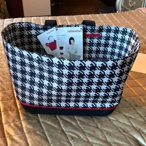Reisenthel Black and White Houndstooth Basket
